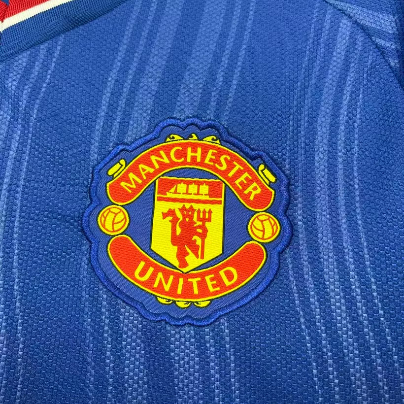 Maillot Manchester United extérieur 2026/27 | Premier League